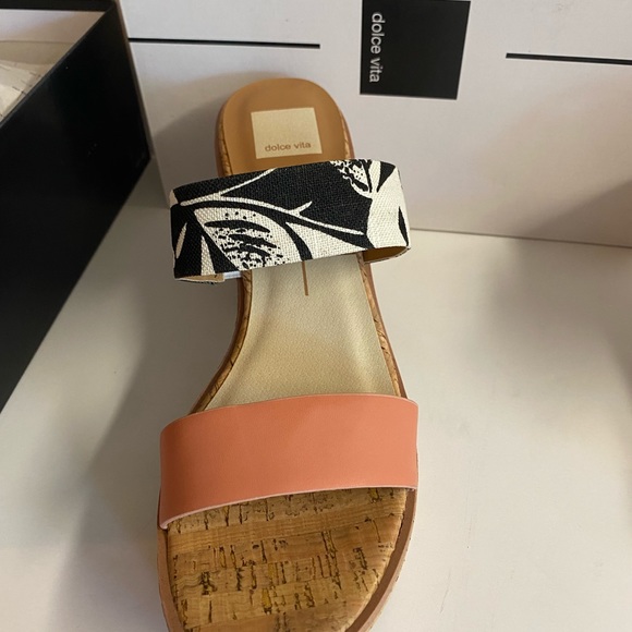 NWT dolce vita “ coral multi Stella” size 9.5.Never worn.New! - Picture 4 of 5